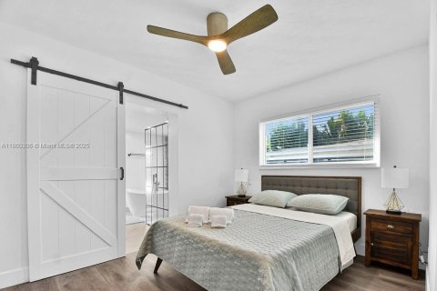 House in Fort Lauderdale, Florida 4 bedrooms, 193.42 sq.m. № 1887732 - photo 4