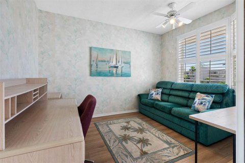 Condominio en venta en Saint Petersburg, Florida, 2 dormitorios, 117.52 m2 № 2421901 - foto 25
