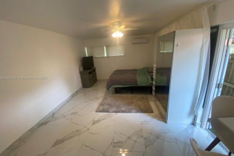 Снять в аренду виллу или дом в Холливуд, Флорида 241.08м2, № 1943757 - фото 11