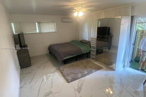 Снять в аренду виллу или дом в Холливуд, Флорида 241.08м2, № 1943757 - фото 3