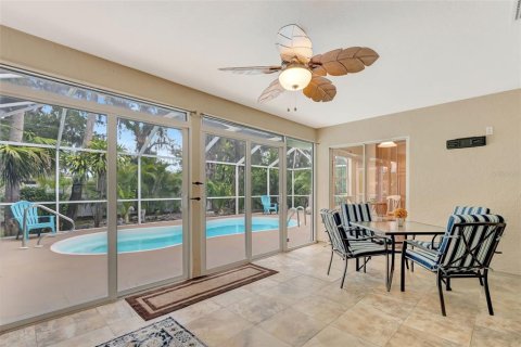 House in Port Charlotte, Florida 3 bedrooms, 170.57 sq.m. № 1749267 - photo 14