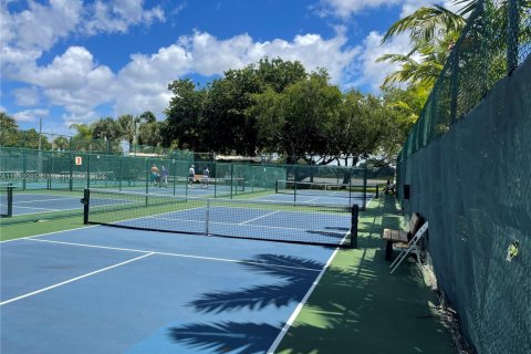 Copropriété à vendre à Pembroke Pines, Floride: 2 chambres, 88.63 m2 № 1977820 - photo 15