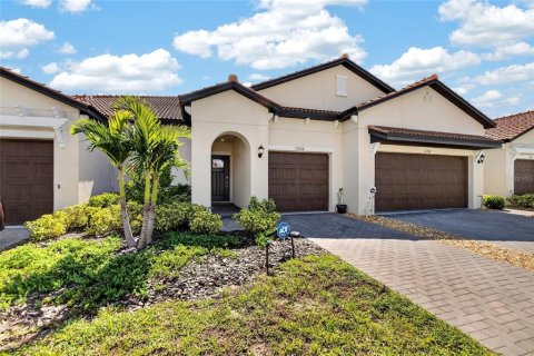 House in Wimauma, Florida 2 bedrooms, 129.6 sq.m. № 2310317 - photo 17