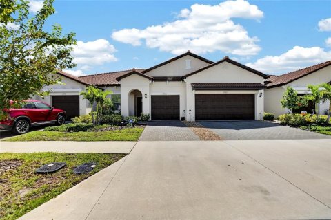 House in Wimauma, Florida 2 bedrooms, 129.6 sq.m. № 2310317 - photo 15
