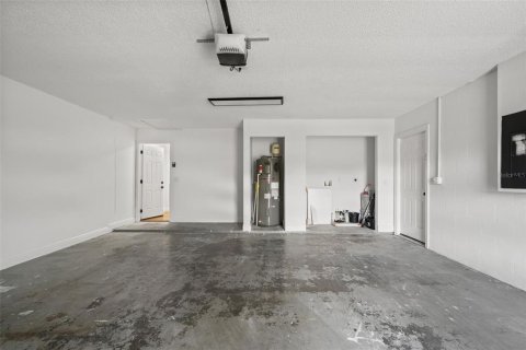 Villa ou maison à vendre à Zephyrhills, Floride: 3 chambres, 154.5 m2 № 2353528 - photo 26