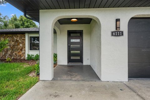Villa ou maison à vendre à Zephyrhills, Floride: 3 chambres, 154.5 m2 № 2353528 - photo 2