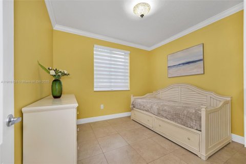 Villa ou maison à vendre à Palmetto Bay, Floride: 3 chambres, 111.11 m2 № 1972263 - photo 17