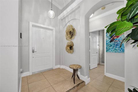 Villa ou maison à vendre à Palmetto Bay, Floride: 3 chambres, 111.11 m2 № 1972263 - photo 16