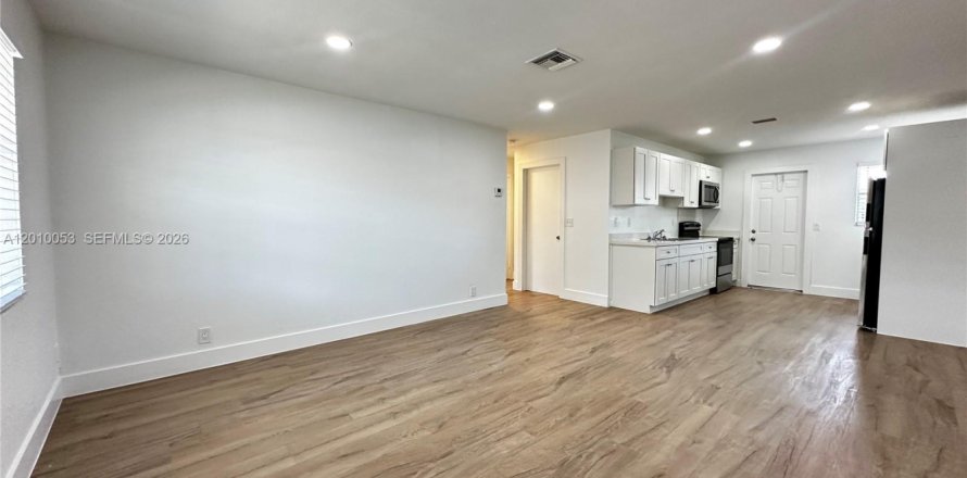 Apartamento en Hallandale Beach, Florida 2 dormitorios № 2073086
