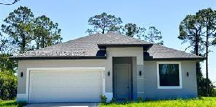 House in LaBelle, Florida 3 bedrooms, 139.63 sq.m. № 1749864