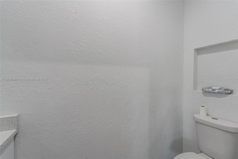 House in LaBelle, Florida 3 bedrooms, 139.63 sq.m. № 1749864 - photo 27