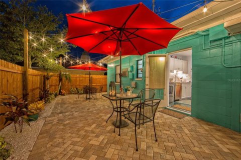 House in Safety Harbor, Florida 2 bedrooms, 84.54 sq.m. № 2095005 - photo 4