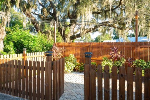 House in Safety Harbor, Florida 2 bedrooms, 84.54 sq.m. № 2095005 - photo 24