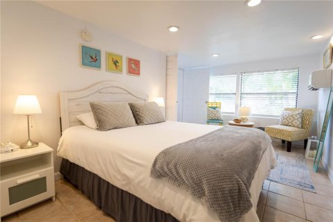 House in Safety Harbor, Florida 2 bedrooms, 84.54 sq.m. № 2095005 - photo 13