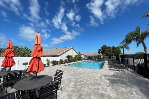 Villa ou maison à louer à Palm Harbor, Floride: 2 chambres, 92.9 m2 № 2402882 - photo 17