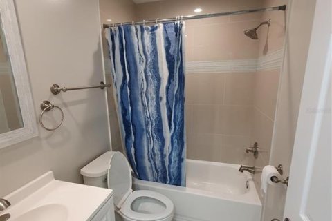 Villa ou maison à louer à Palm Harbor, Floride: 2 chambres, 92.9 m2 № 2402882 - photo 7
