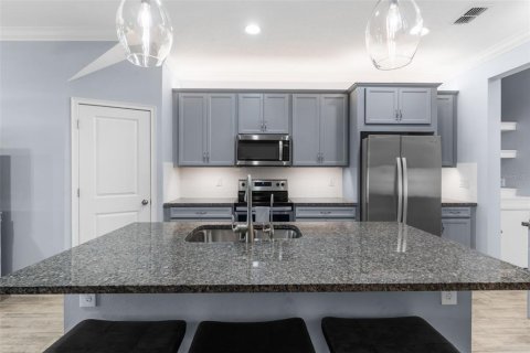Touwnhouse à vendre à Tampa, Floride: 3 chambres, 159.42 m2 № 2203622 - photo 15