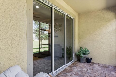 Touwnhouse à vendre à Tampa, Floride: 3 chambres, 159.42 m2 № 2203622 - photo 24