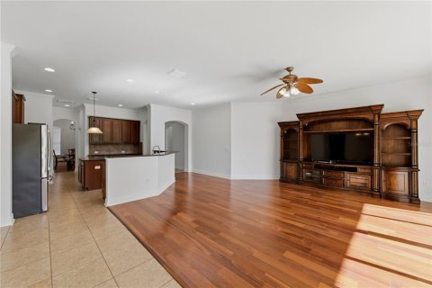 Casa en venta en Brooksville, Florida, 3 dormitorios, 296.27 m2 № 2377486 - foto 17