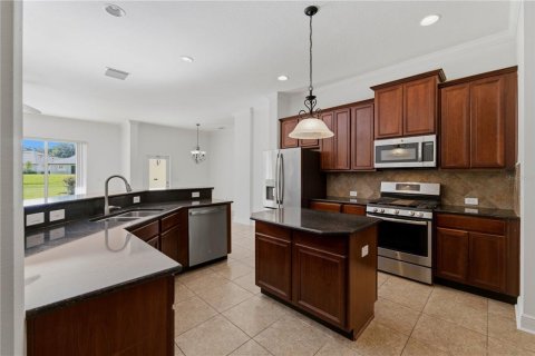 Casa en venta en Brooksville, Florida, 3 dormitorios, 296.27 m2 № 2377486 - foto 10