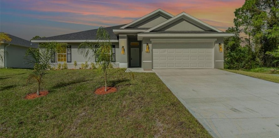 House in Palm Bay, Florida 4 bedrooms, 202.53 sq.m. № 1720891