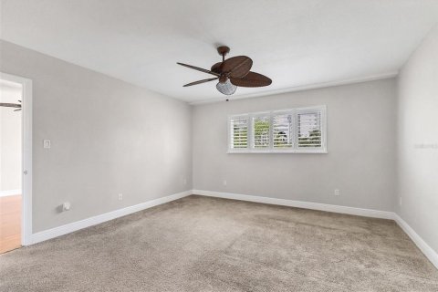 Condo in Sarasota, Florida, 2 bedrooms № 1907361 - photo 19