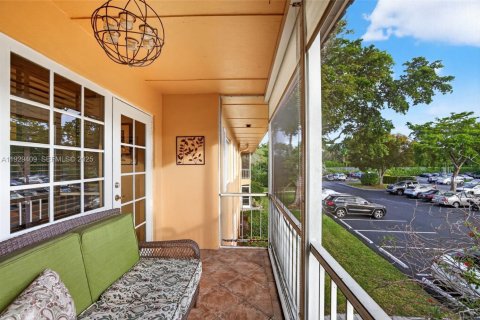 Condo in Wilton Manors, Florida, 2 bedrooms  № 1990502 - photo 6