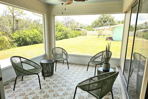House in Englewood, Florida 3 bedrooms, 127 sq.m. № 2199228 - photo 22