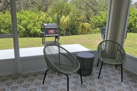 House in Englewood, Florida 3 bedrooms, 127 sq.m. № 2199228 - photo 21
