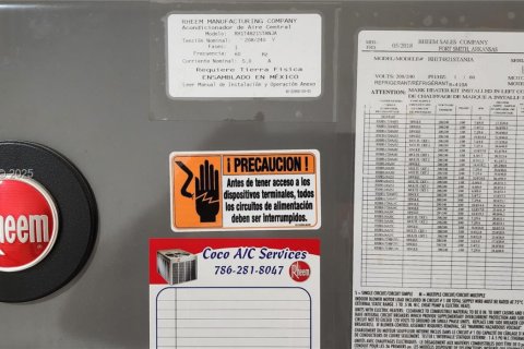 House in Cutler Bay, Florida 4 bedrooms, 131.27 sq.m. № 1990709 - photo 20