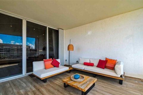 Купить кондоминиум в Ки-Бискейн, Флорида 2 спальни, 121.7м2, № 2014343 - фото 19