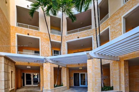 Купить кондоминиум в Ки-Бискейн, Флорида 2 спальни, 121.7м2, № 2014343 - фото 2