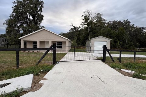 Casa en Ocala, Florida 3 dormitorios, 120.68 m2 № 2356273