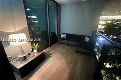 Copropriété à louer à Miami, Floride: 1 chambre, 75.25 m2 № 2283233 - photo 11
