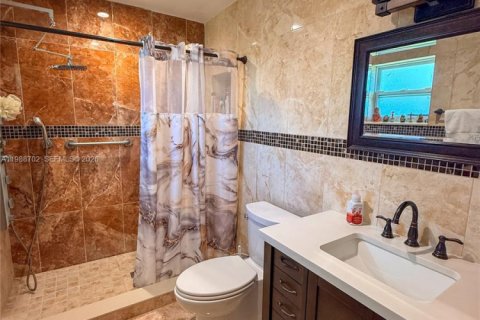 Купить виллу или дом в Майами, Флорида 3 спальни, 131.74м2, № 2051665 - фото 12