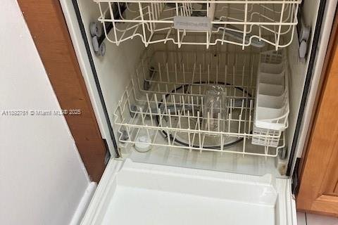 Copropriété à louer à Pembroke Pines, Floride: 2 chambres, 96.99 m2 № 1945042 - photo 11