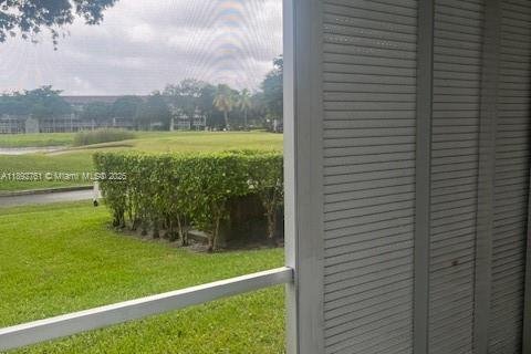 Copropriété à louer à Pembroke Pines, Floride: 2 chambres, 96.99 m2 № 1945042 - photo 24
