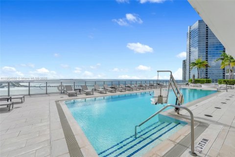 Condo in Miami, Florida, 2 bedrooms  № 1955148 - photo 19