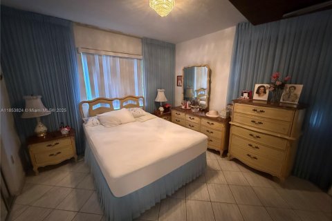Купить виллу или дом в Майами, Флорида 4 спальни, 146.79м2, № 1978139 - фото 30