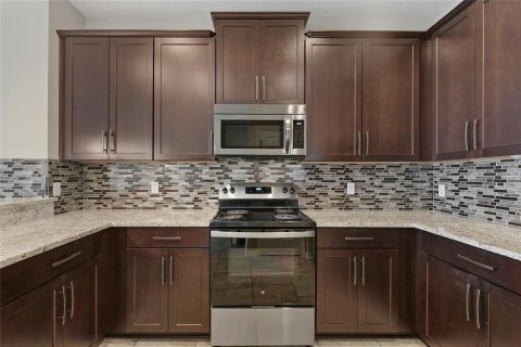 Adosado en venta en Winter Garden, Florida, 3 dormitorios, 171.31 m2 № 2315123 - foto 4
