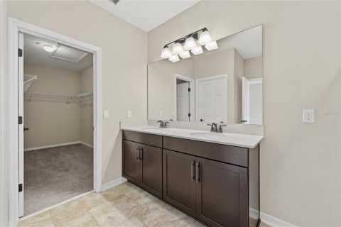 Adosado en venta en Winter Garden, Florida, 3 dormitorios, 171.31 m2 № 2315123 - foto 13