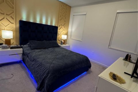 Adosado en venta en Homestead, Florida, 3 dormitorios, 123.65 m2 № 1931187 - foto 5