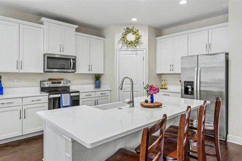 House in Lakeland, Florida 4 bedrooms, 211.07 sq.m. № 2195641 - photo 14