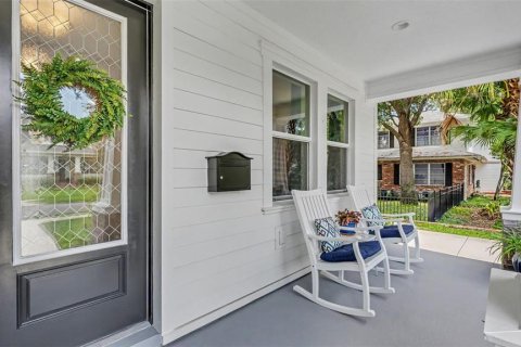 House in Lakeland, Florida 4 bedrooms, 211.07 sq.m. № 2195641 - photo 3