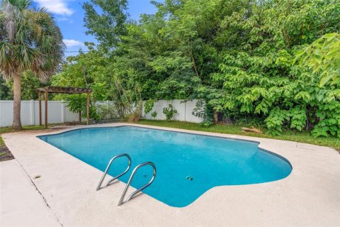 House in Maitland, Florida 4 bedrooms, 171.4 sq.m. № 1851389 - photo 4