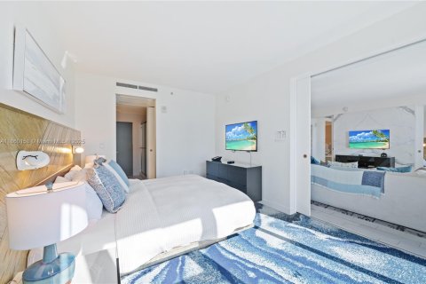 Condominio en venta en Fort Lauderdale, Florida, 2 dormitorios, 109.25 m2 № 1978379 - foto 28