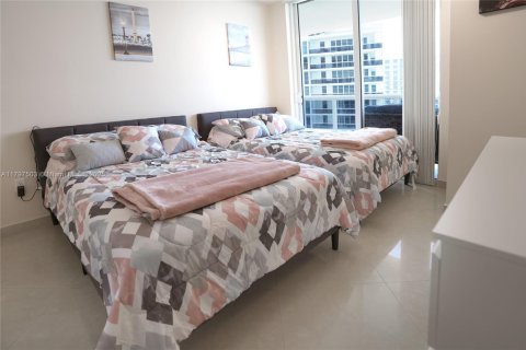Copropriété à louer à Hallandale Beach, Floride: 2 chambres, 144.37 m2 № 1888934 - photo 13