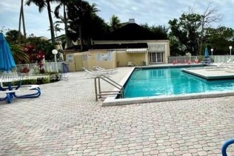 Condo in Miami, Florida, 2 bedrooms  № 1697484 - photo 20
