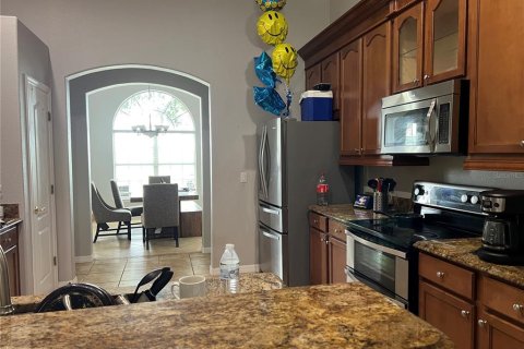 House in Clermont, Florida 5 bedrooms, 351.82 sq.m. № 1769913 - photo 10