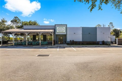 Commercial property in Winter Haven, Florida 205.59 sq.m. № 2123337 - photo 3